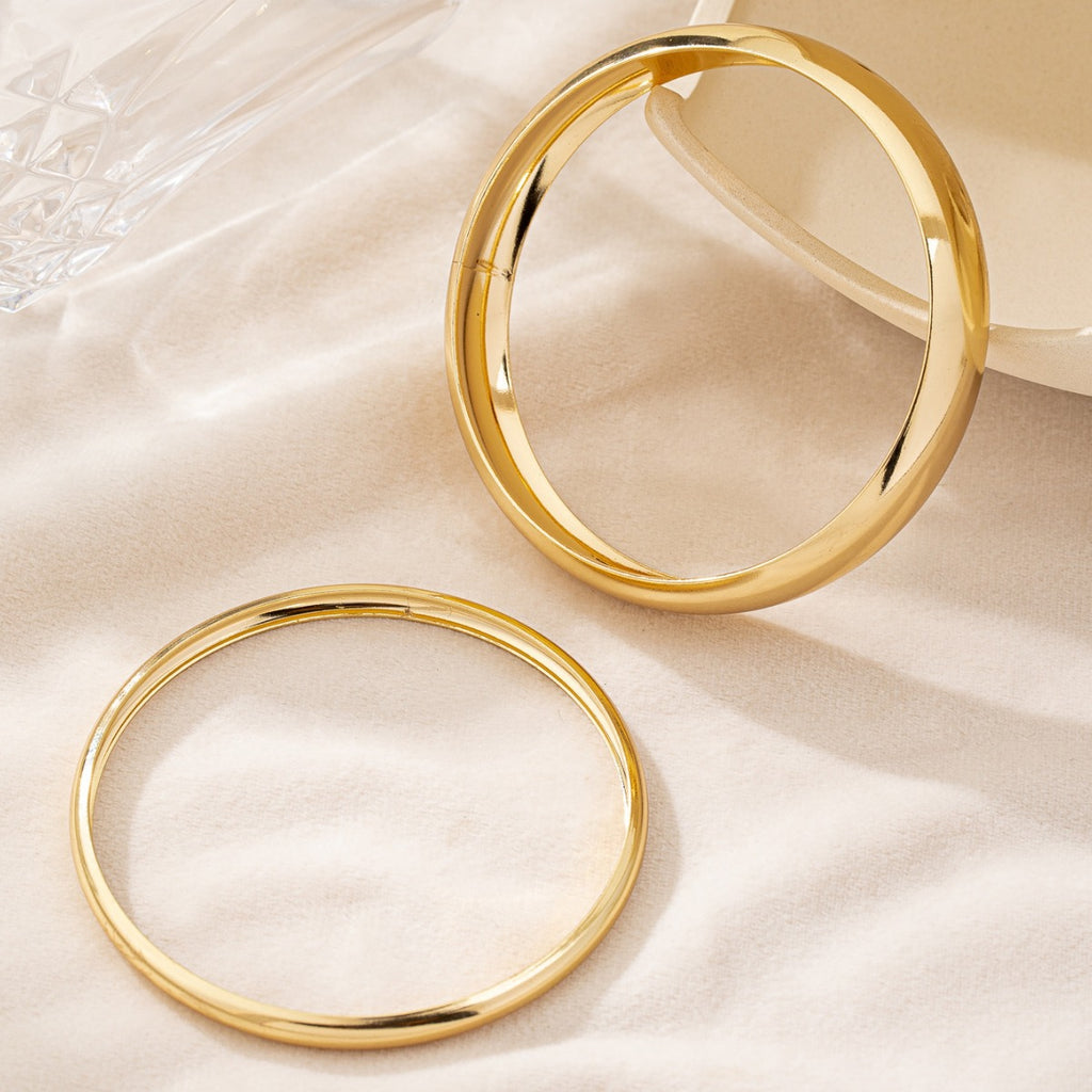 Exaggerated Traditional High-gloss Bracelet