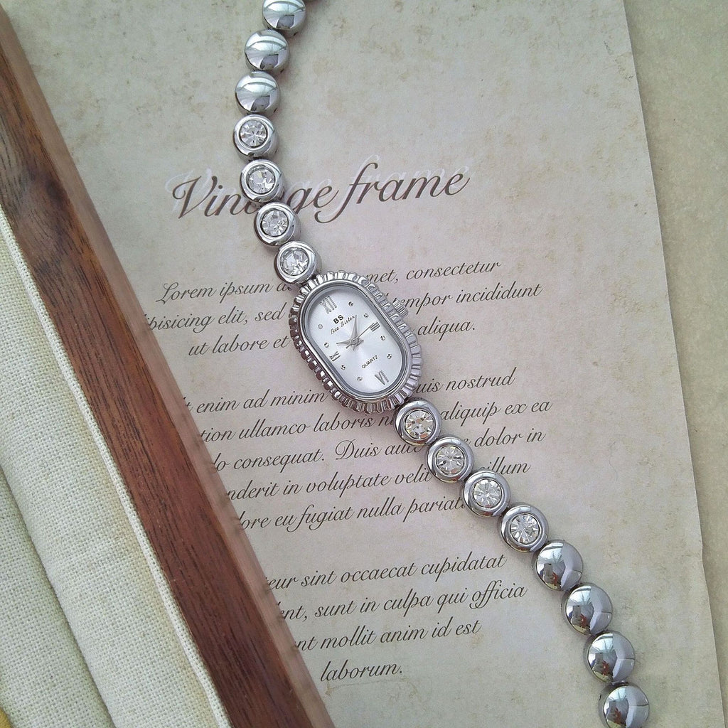 Women's Light-luxury Jewelry Oval-arch Petite Watch