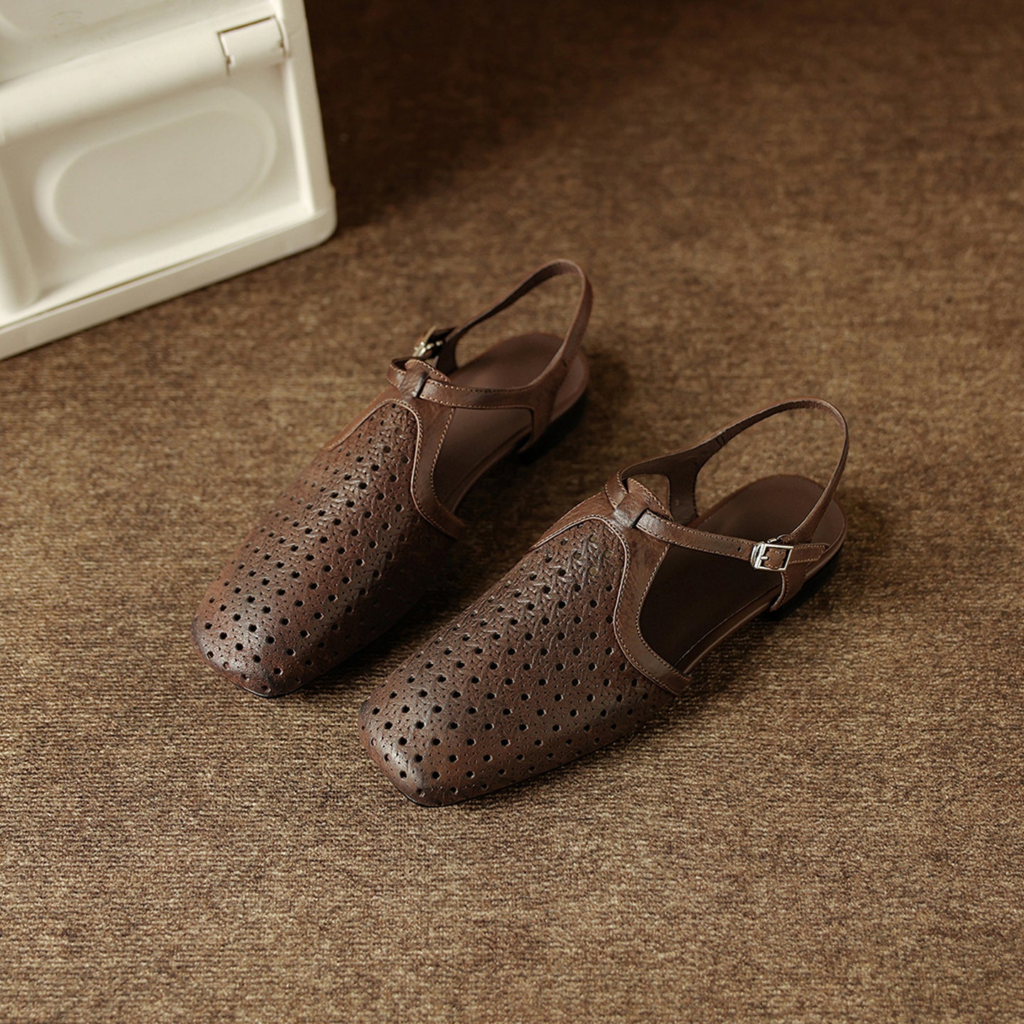 Women's T-strap slingbacks