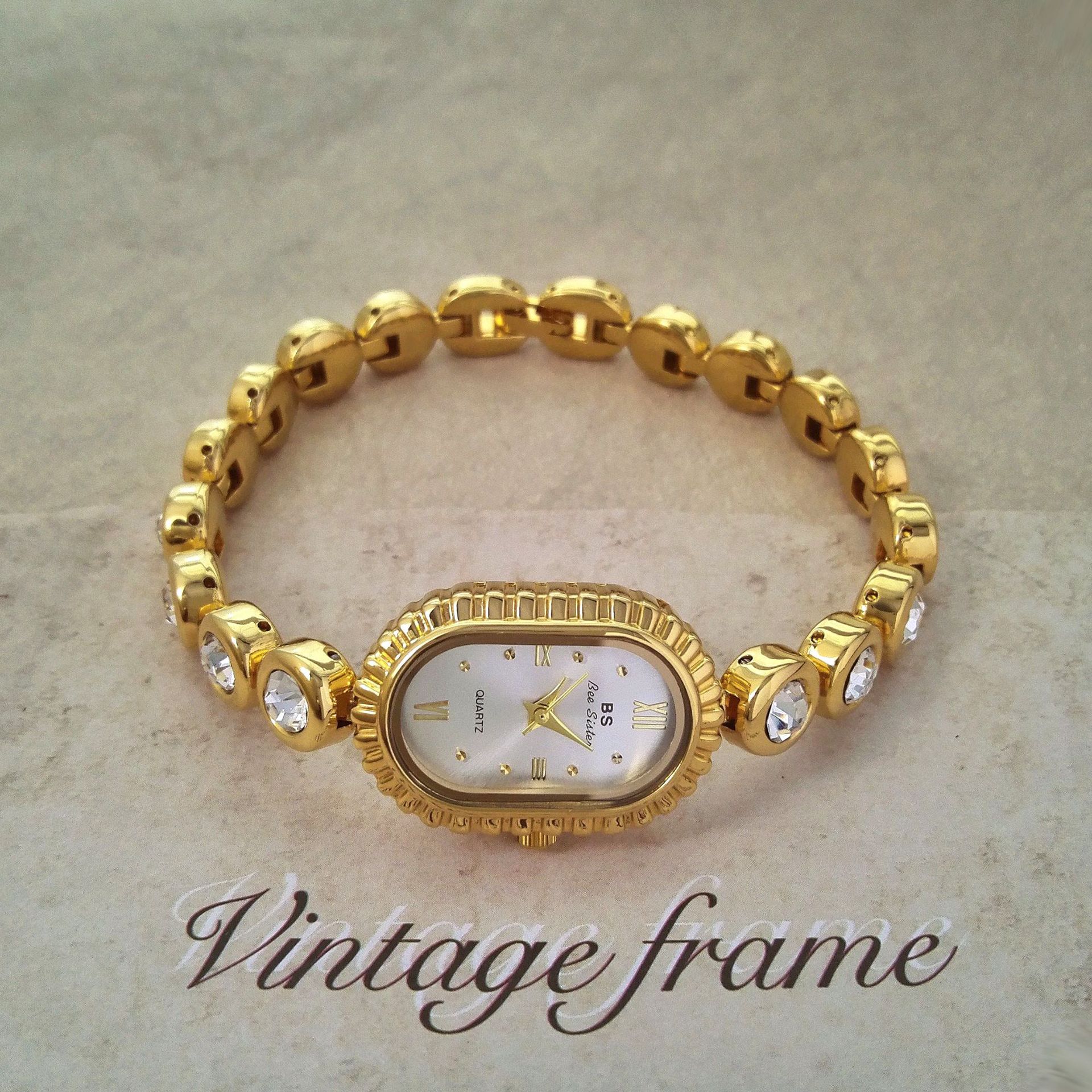 Women's Light-luxury Jewelry Oval-arch Petite Watch