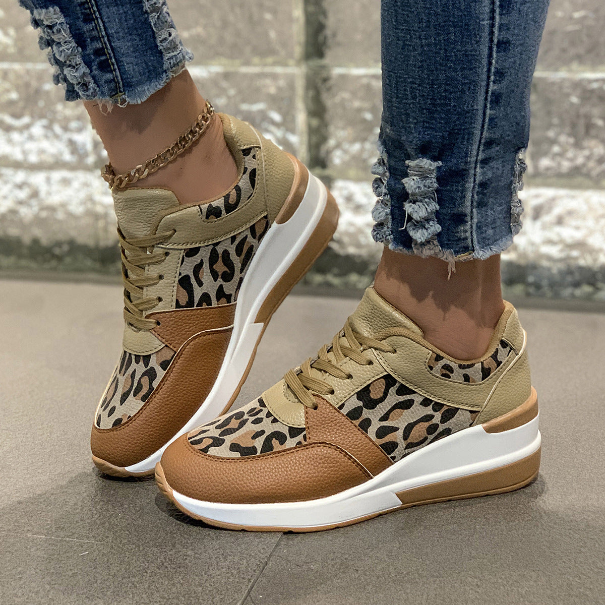 Women's Leopard print wedge sneaker