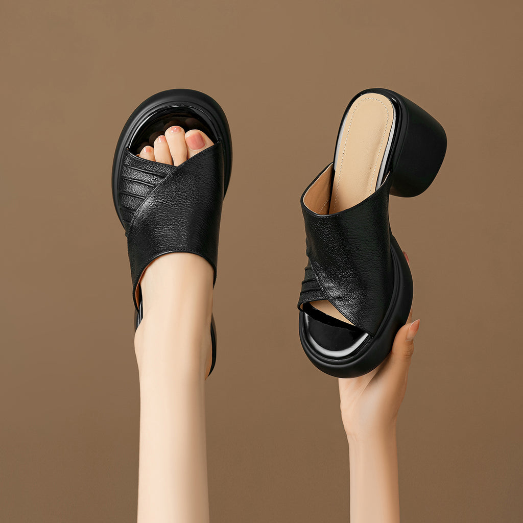 Ladies Soft leather open toe sandals