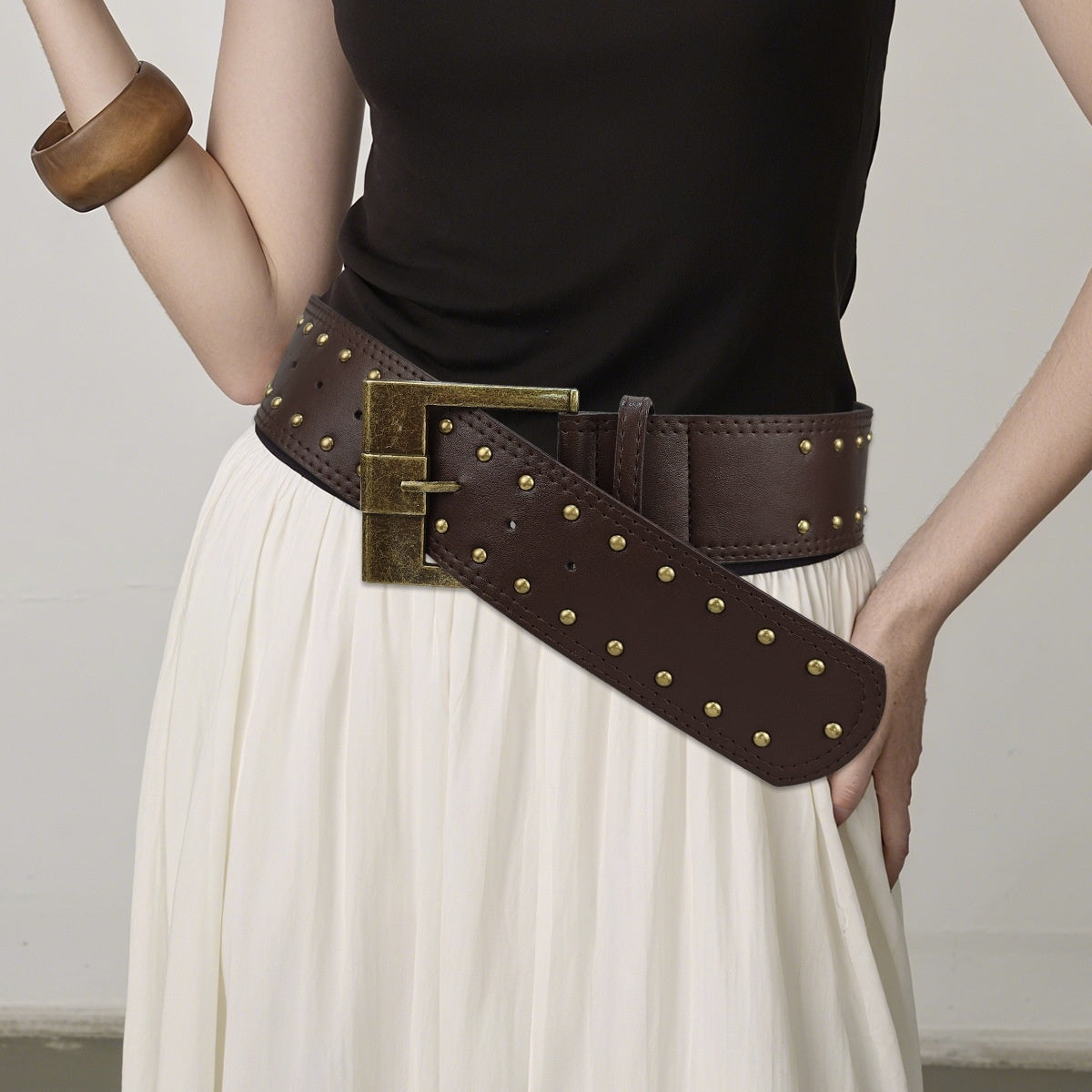 Women's Retro Punk Style Leather Belt with Rivet Decorations