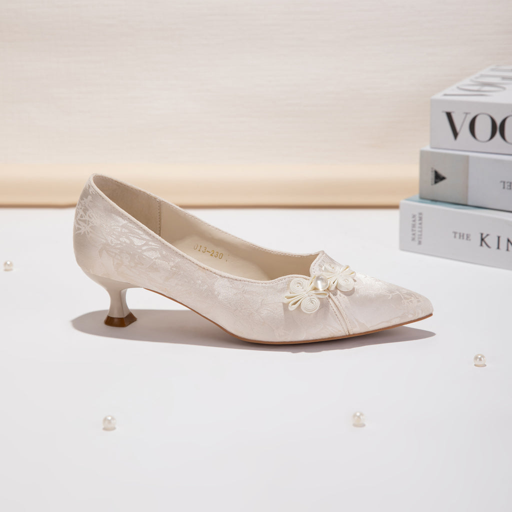 Women's Jacquard pointed toe pumps