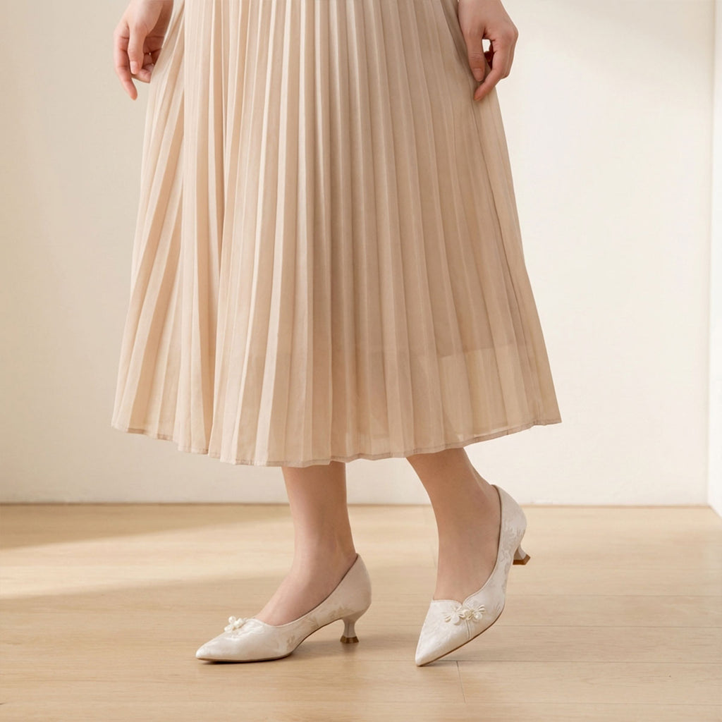 Women's Jacquard pointed toe pumps