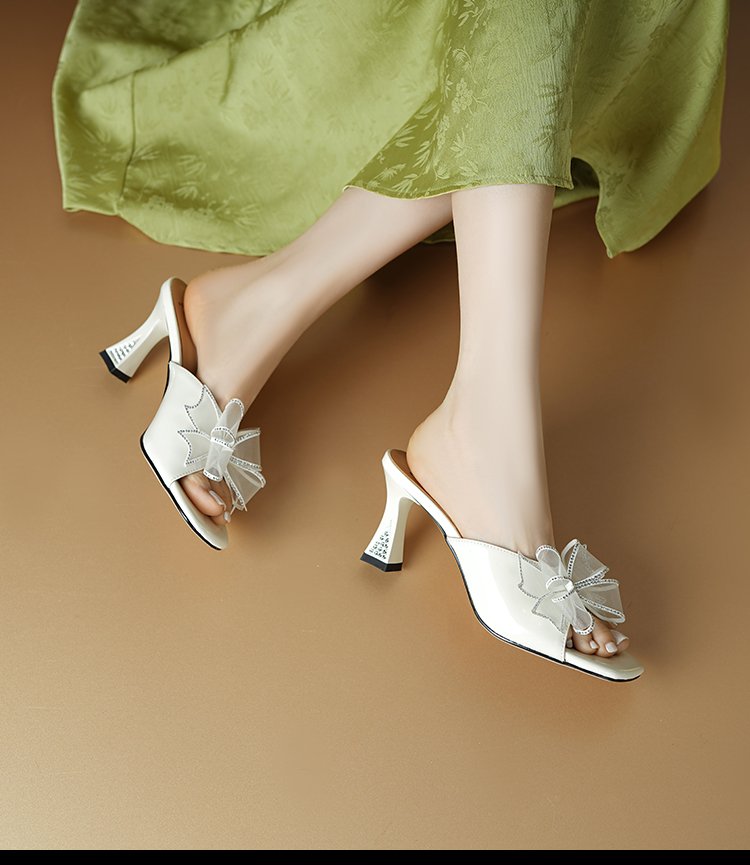 Women's thick heels slippers with Bow