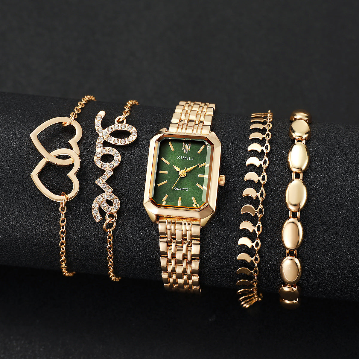 Sleek, Versatile Square Watch Heart-shaped Bracelet