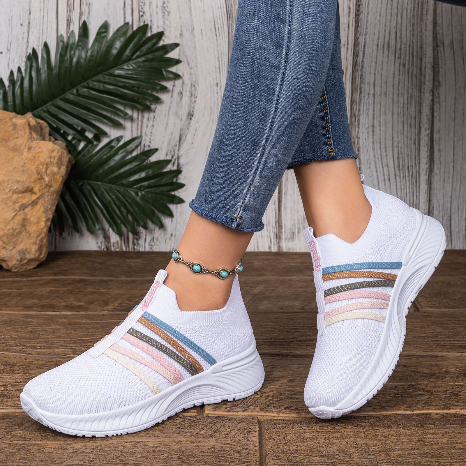 Women's Fly knit slip on shoes