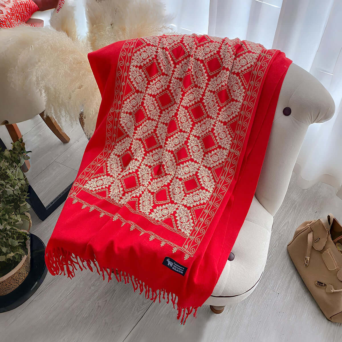 Women's Jacquard Hanging Tassel Embroidered Shawl