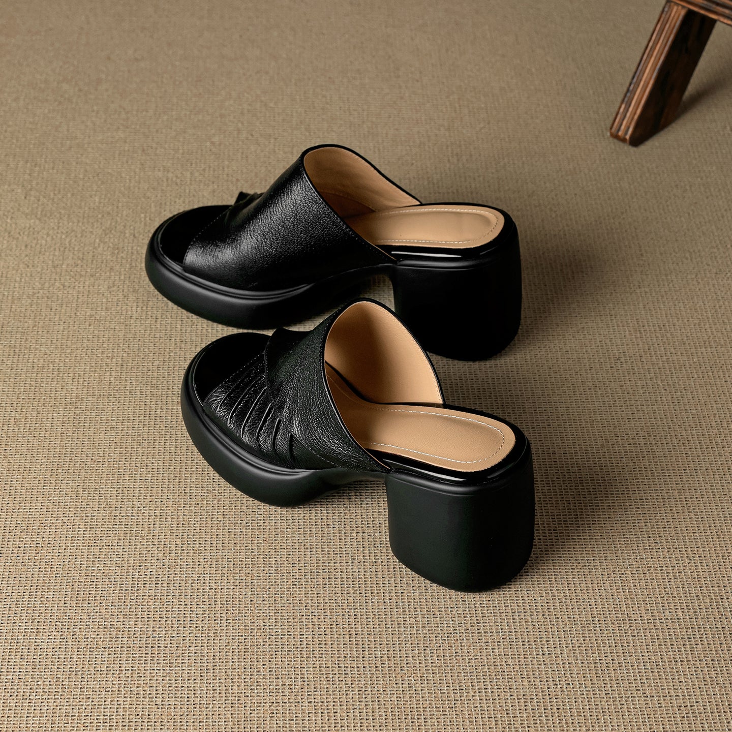 Ladies Soft leather open toe sandals